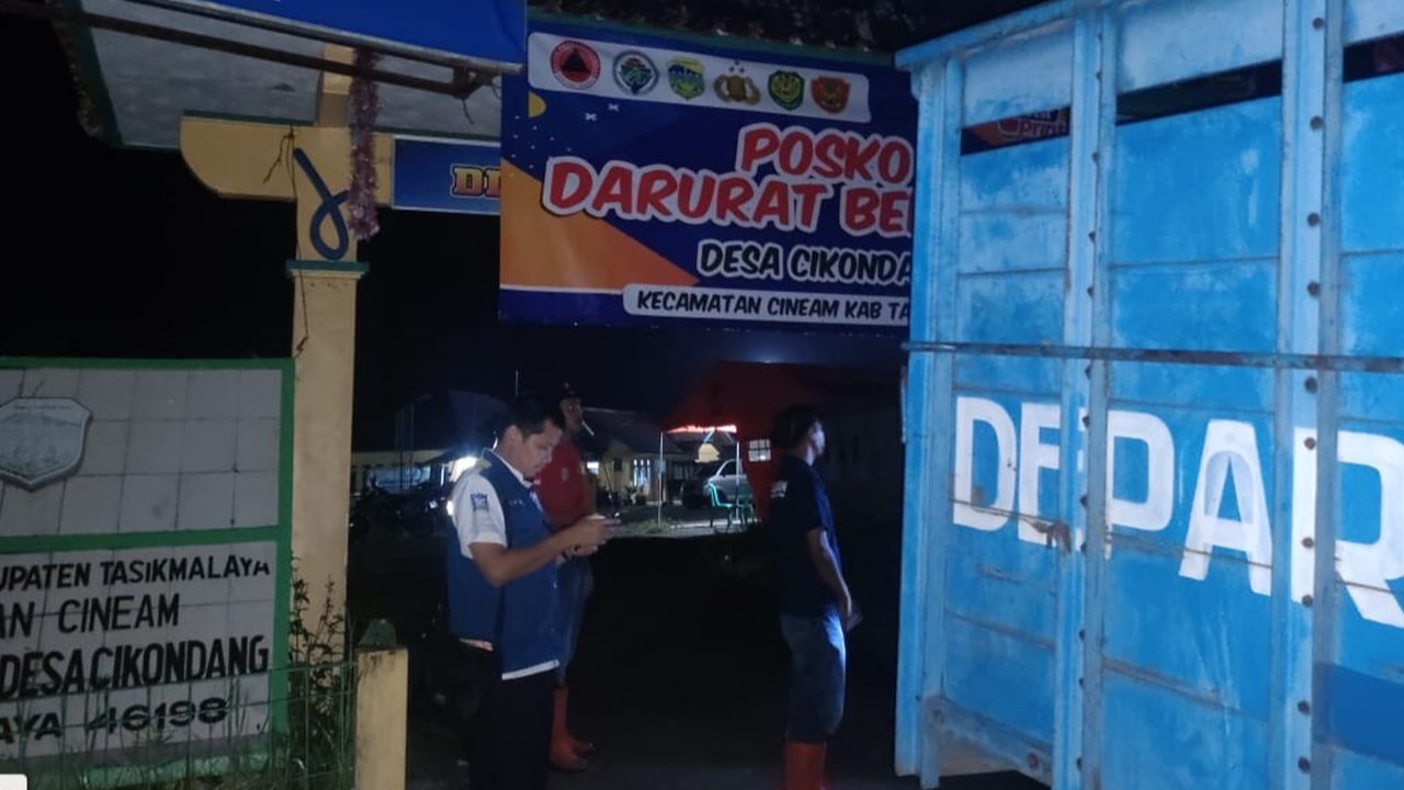Kemensos Kirim Bantuan untuk Korban Bencana Pergeseran Tanah di Tasikmalaya