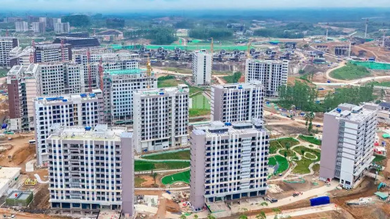 Pembangunan hunian untuk Aparatur Sipil Negara (ASN), atau rumah PNS dan TNI/Polri di Ibu Kota Nusantara (IKN). (Foto: Kementerian PUPR)