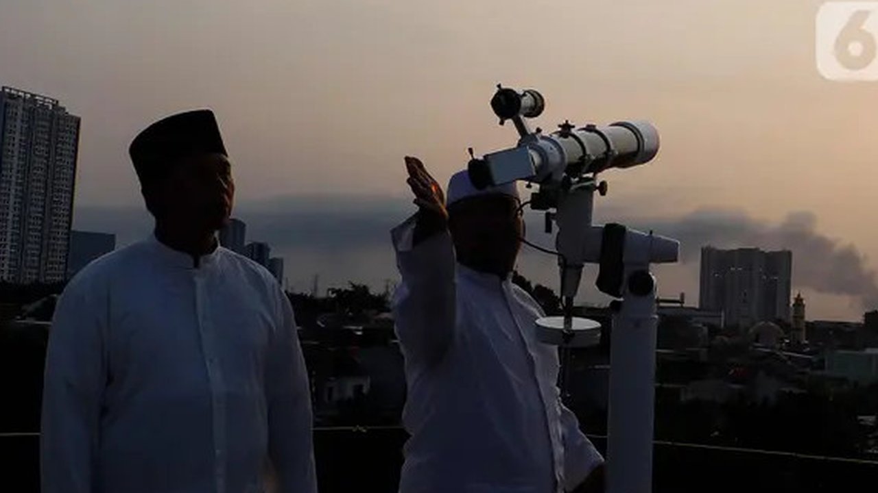 Selanjutnya hasil Rukyatul hilal tersebut akan dilaporkan sebagai bahan pertimbangan sidang isbat awal Ramadan 1444 Hijriah. (Liputan6.com/Herman Zakharia)