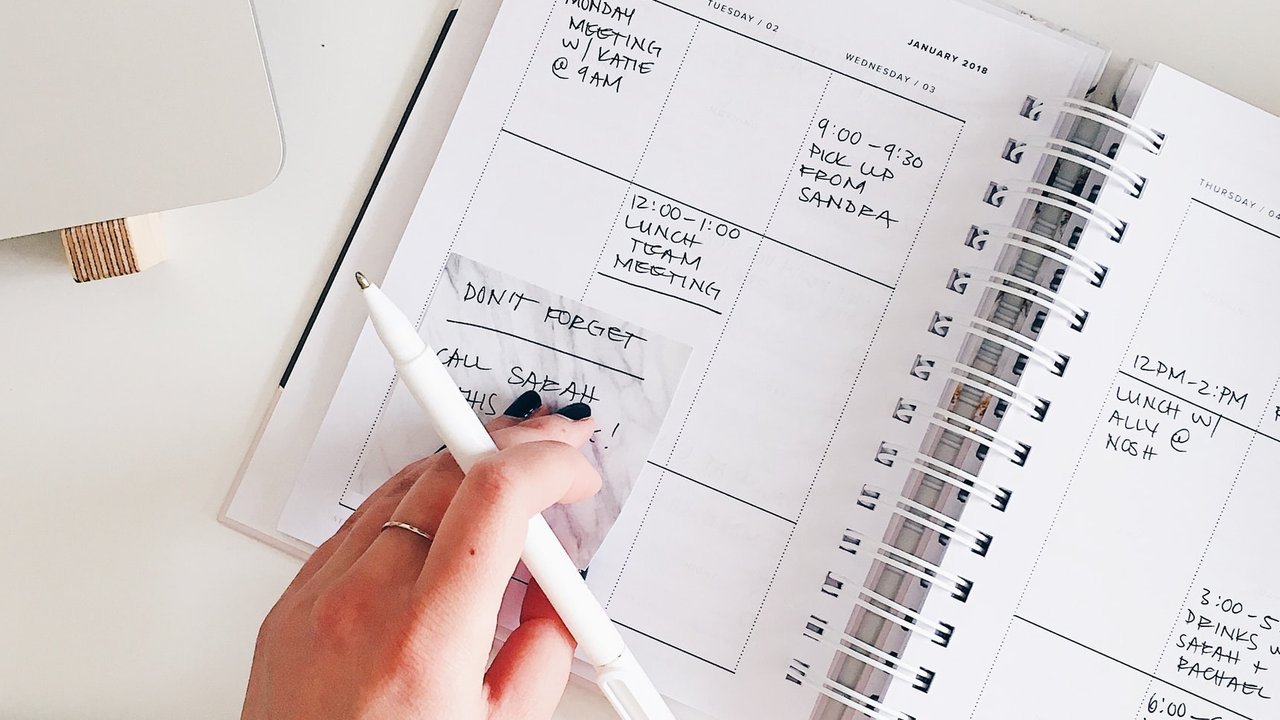 Ilustrasi asisten pribadi. (dok. Unsplash.com/@stilclassics)