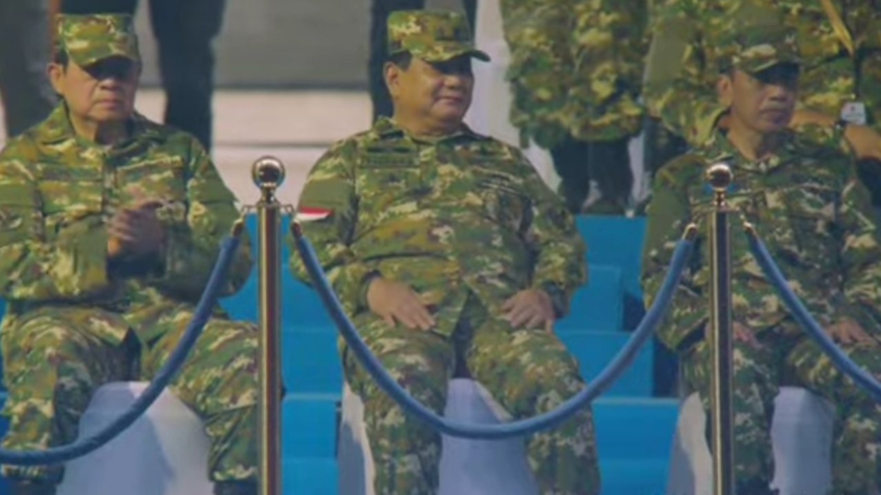 Momen Akrab Prabowo, SBY dan Jokowi di Parade Senja Retret Kepala Daerah