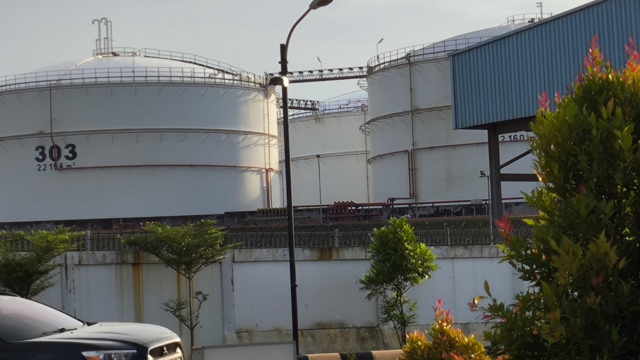 Lokasi blending Pertamax di Merak