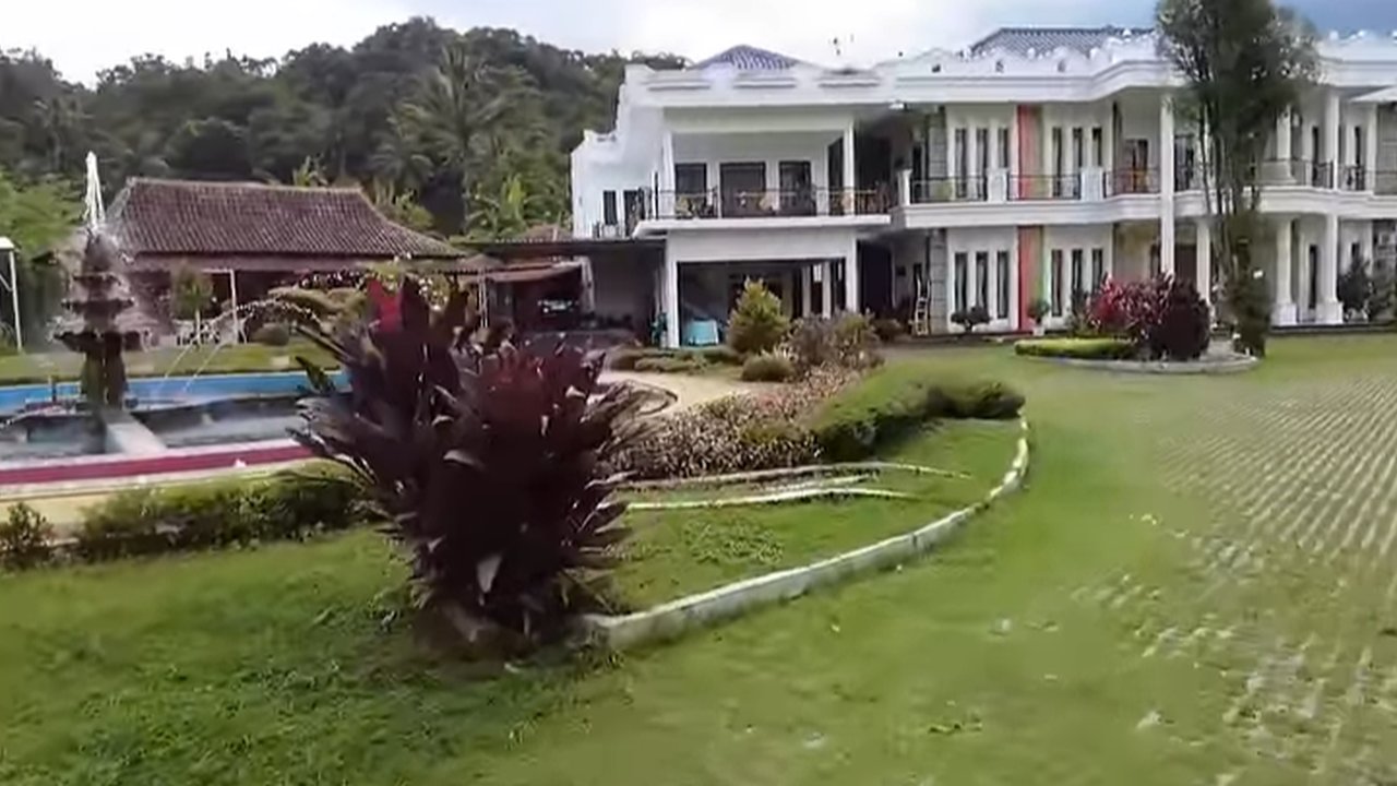Rumah Eks Bupati Subang