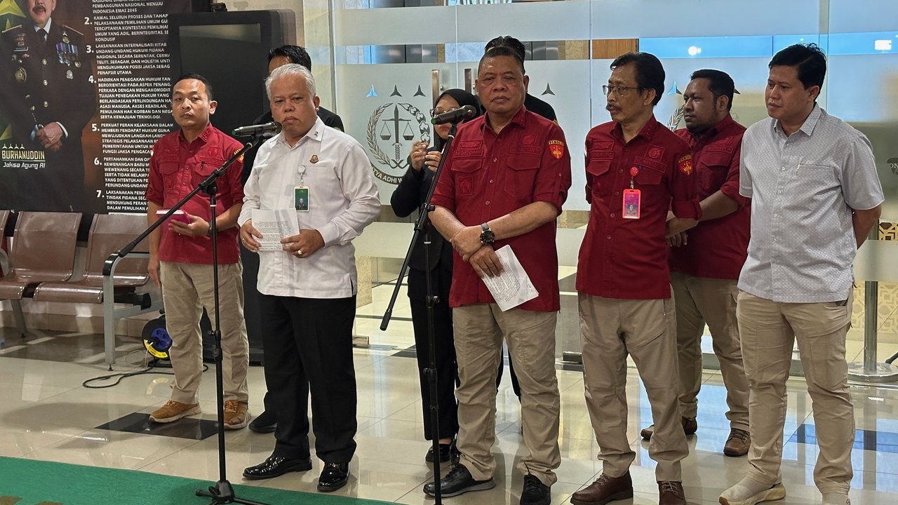 Kejagung umumkan dua tersangka baru kasus korupsi Pertamina