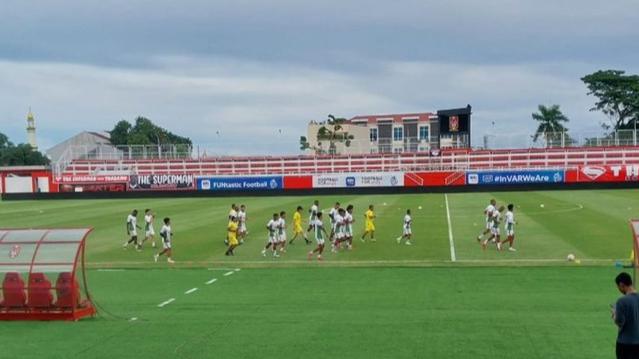 Pelatih PSS Sleman, Uiles Geraldo Goncalves De Freitas Junior, mengungkapkan kekecewaan mendalam pasca kekalahan telak 2-6 dari Arema FC di Liga 1 Indonesia, Senin (17/2), di Blitar, Jawa Timur,  dan menyebut performa tim menurun drastis di babak kedua.