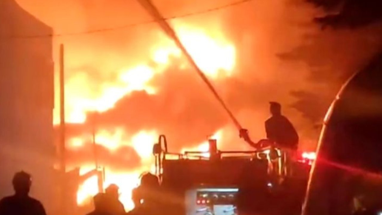 kebakaran di manggarai