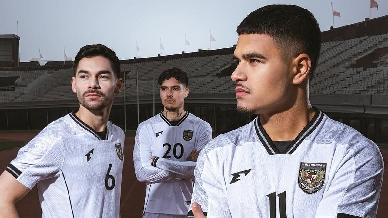 Jersey tandang Timnas Indonesia yang baru dirilis Erspo.