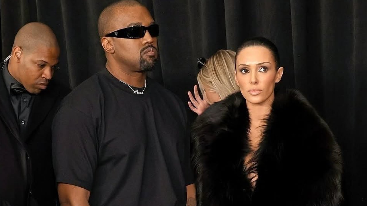 Kanye West Bianca Censori di Grammy Awards 2025