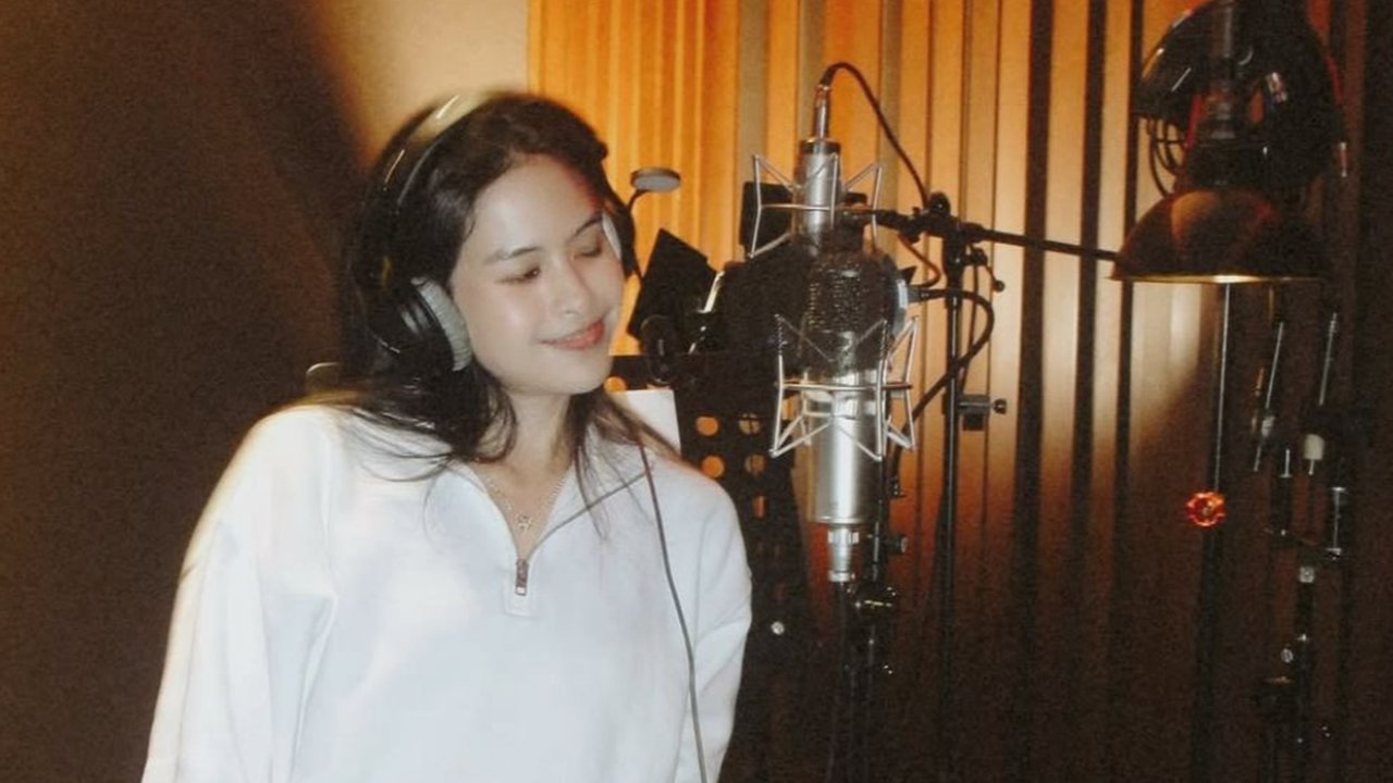 Maudy Ayunda siap rilis soundtrack film korea. (credit: instagram.com/maudyayunda)