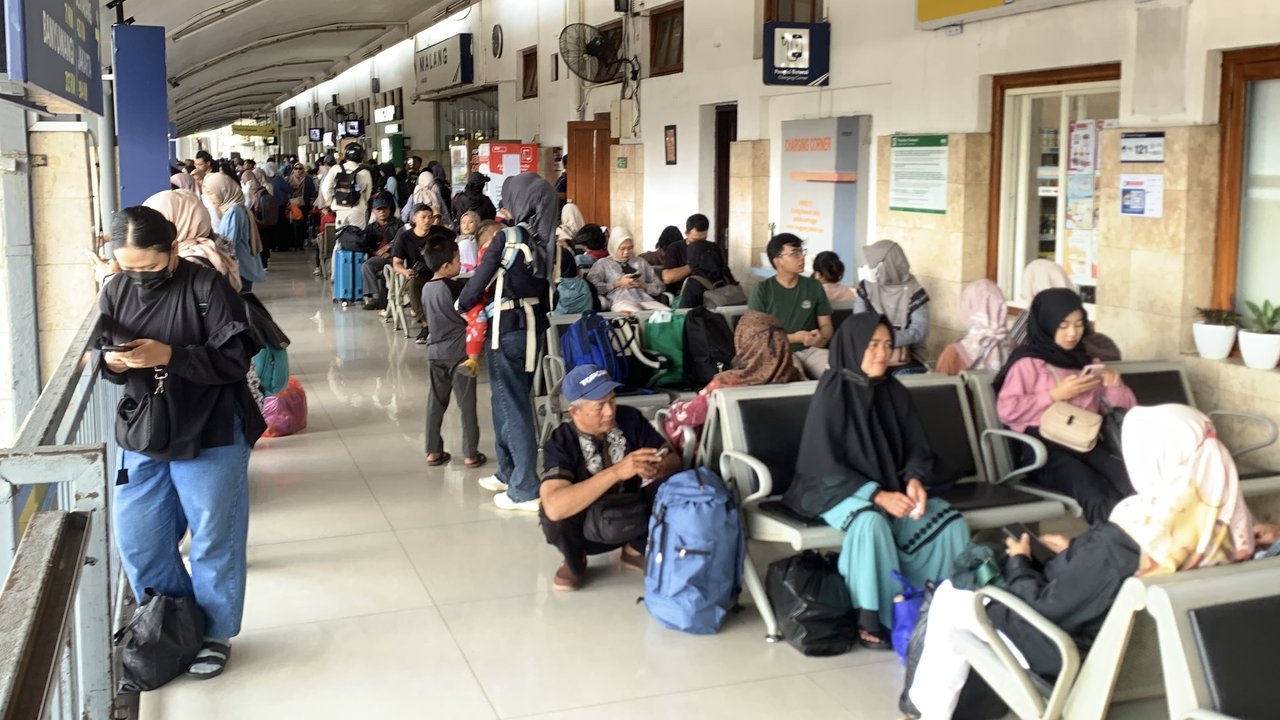 Pemesanan Tiket Kereta Lebaran 2025 Dibuka, Cek Jadwal dan Cara Pemesanannya
