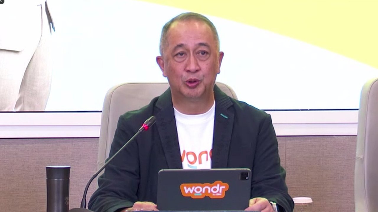 Direktur Utama BNI Royke Tumilaar dalam paparan kinerja BBNI, Kamis (22/8/2024). (Pipit/Liputan6.com)