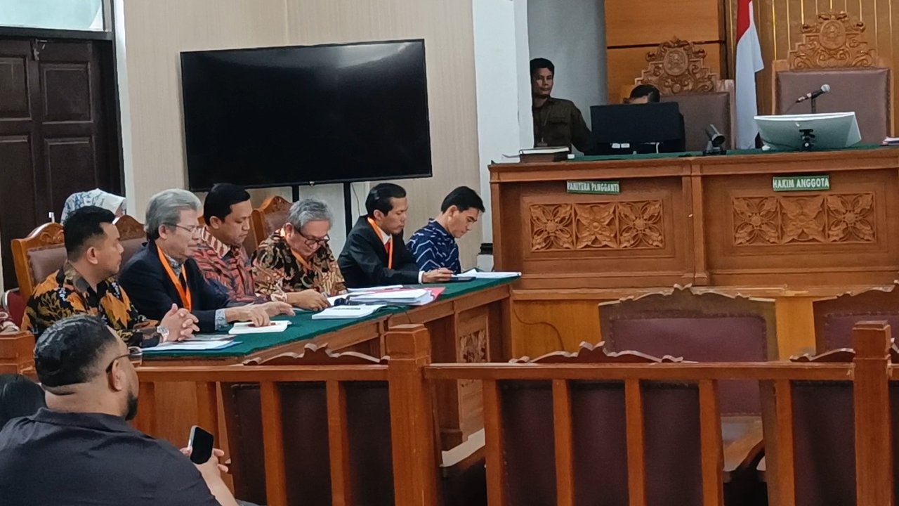 sidang perdana praperadilan hasto kristiyanto
