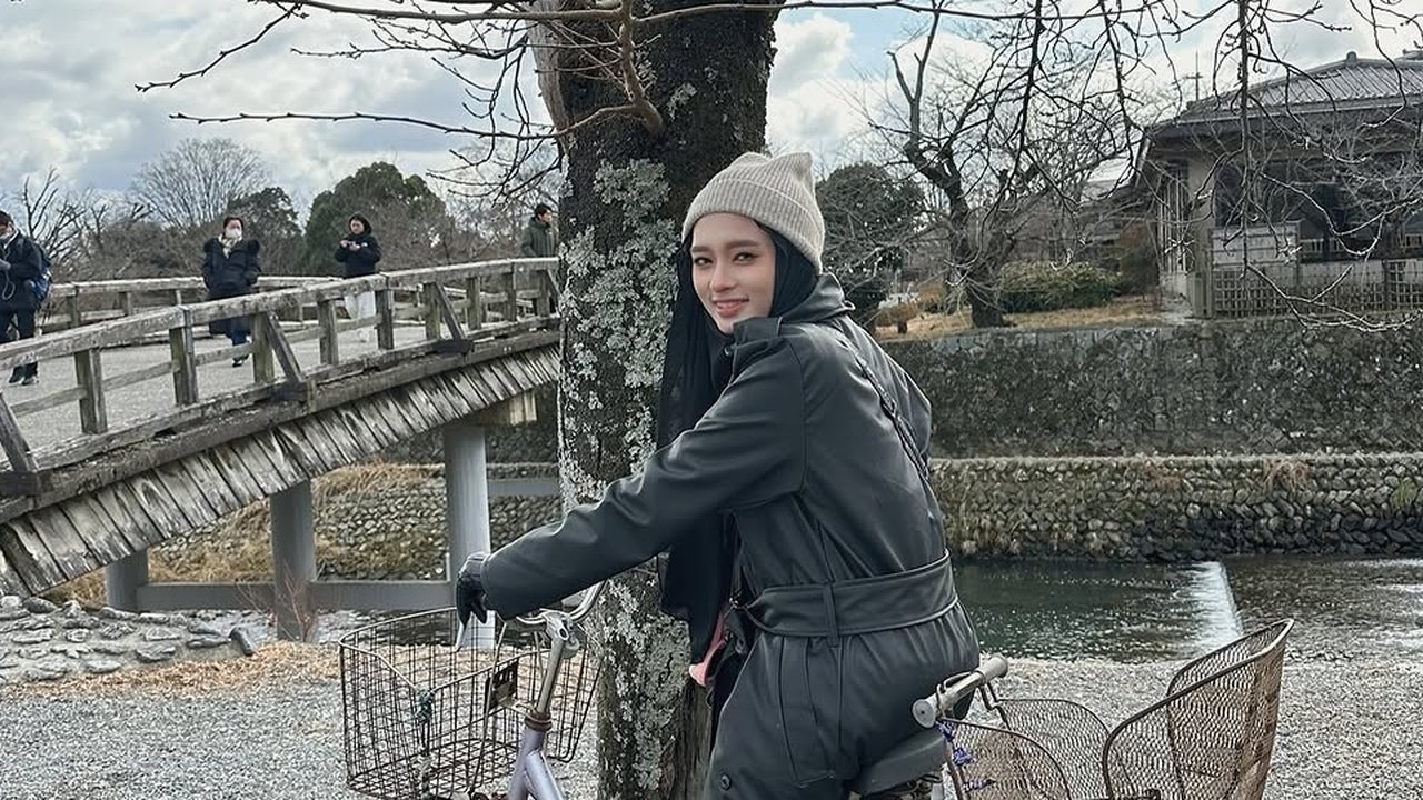 Potret Inara Rusli Ajak Anak-Anak Liburan ke Jepang (credit: instagram/mommy_starla)