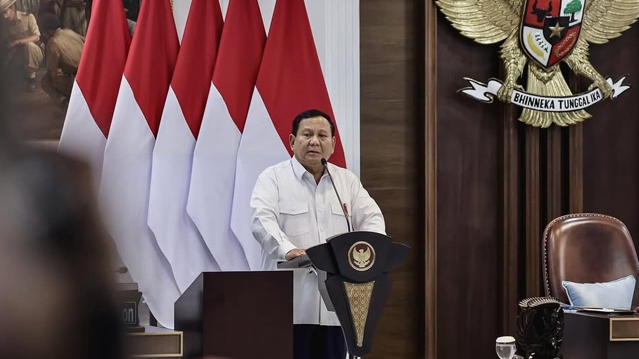 Presiden Prabowo dan Wapres Gibran Saat Sidang Kabinet Paripurna