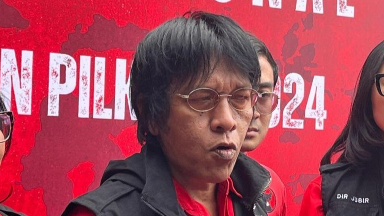 Wasekjen PDIP Adian Napitupulu