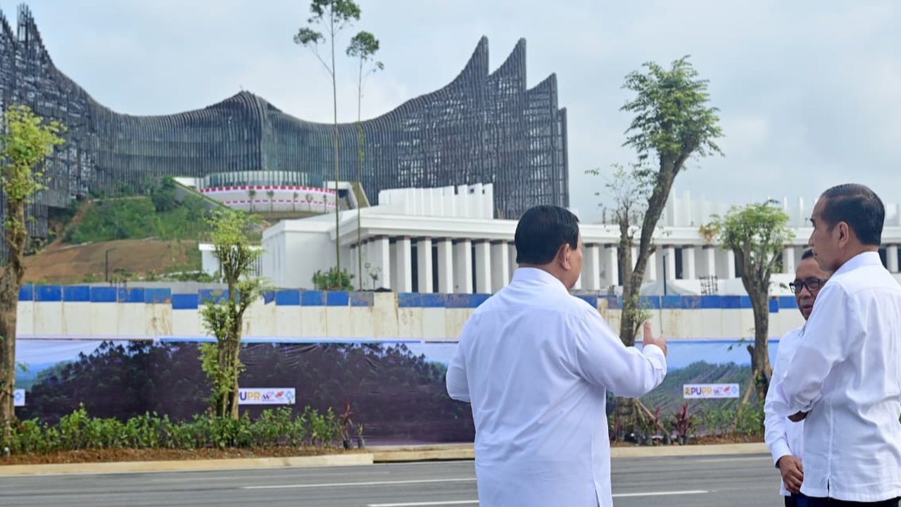 Jokowi Irit Bicara Saat Ditanya Anggaran IKN Diblokir: Itu Urusan Pemerintah