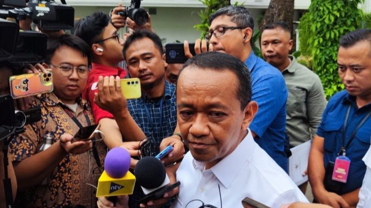 Menteri ESDM, Bahlil Lahadalia, mendapat wejangan dari Jusuf Kalla terkait tata kelola LPG 3 Kg bersubsidi agar tepat sasaran dan mengatasi praktik curang yang merugikan masyarakat.