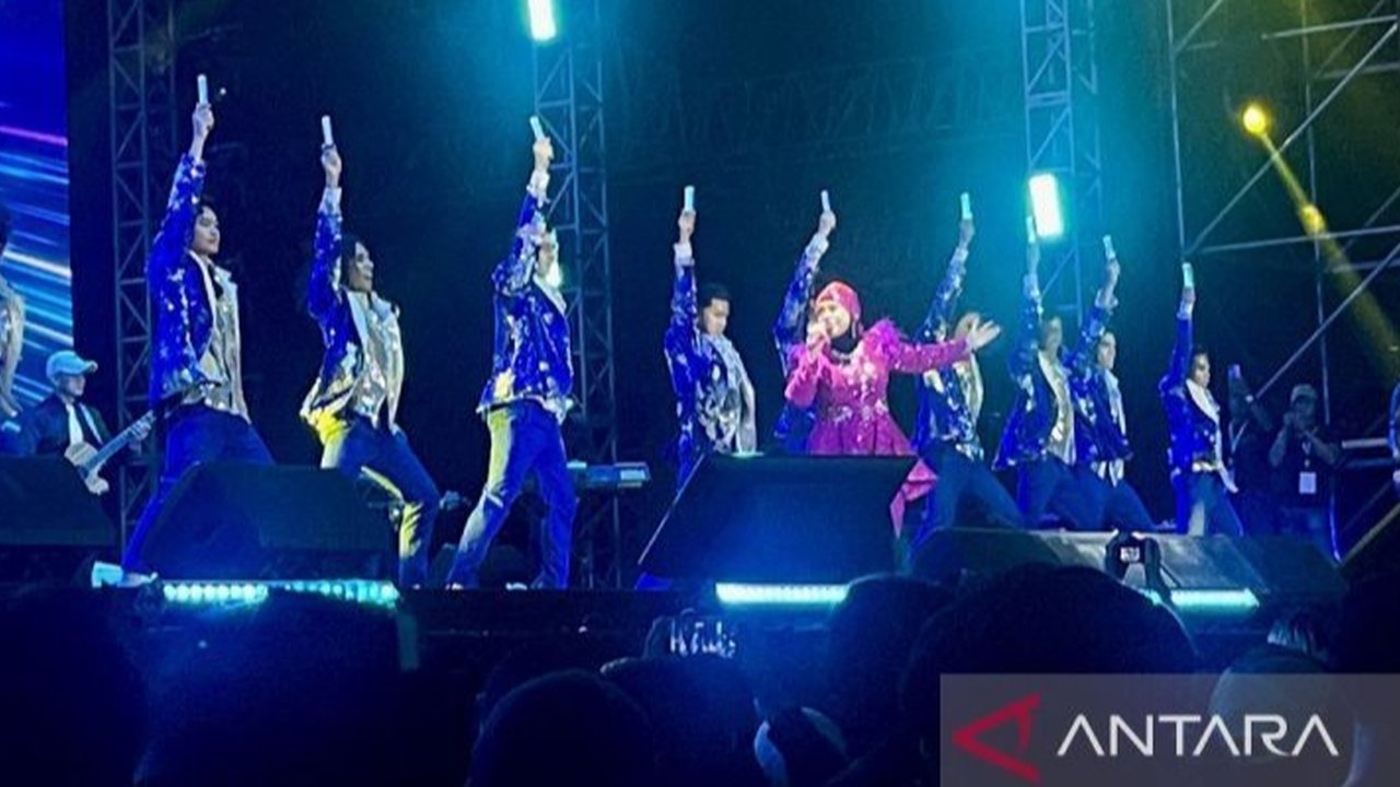 Pemerintah Indonesia belum akan mendaftarkan dangdut ke UNESCO pada 2025 karena masih perlu persiapan kajian akademik, dukungan komunitas, dan mengikuti aturan pembatasan pendaftaran UNESCO.