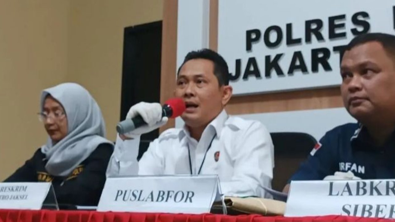 Kasat Reskrim Polsek Metro Jakarta Selatan, AKBP Bintoro saat ditemui awak media di lokasi rekonstruksi, Jumat (29/12/2023). (Merdeka.com/Rahmat Baihaqi)