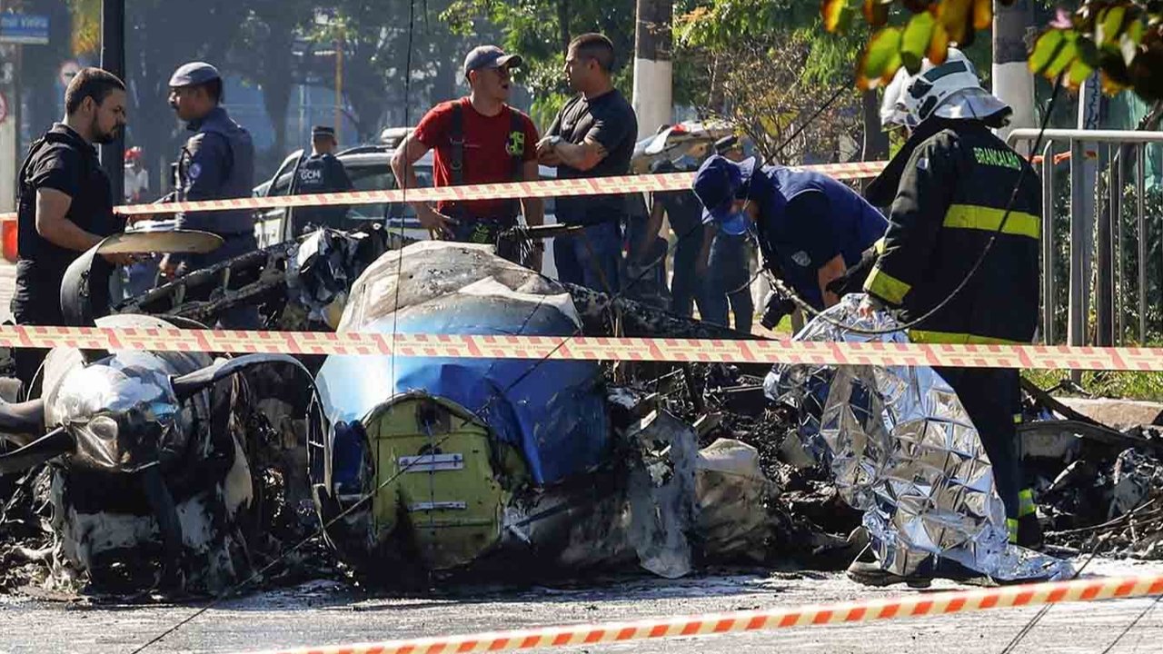 Lokasi jatuhnya pesawat kecil dan menabrak kendaraan  di Sao Paulo, Brasil,  Jumat (07/02/2025) waktu setempat.