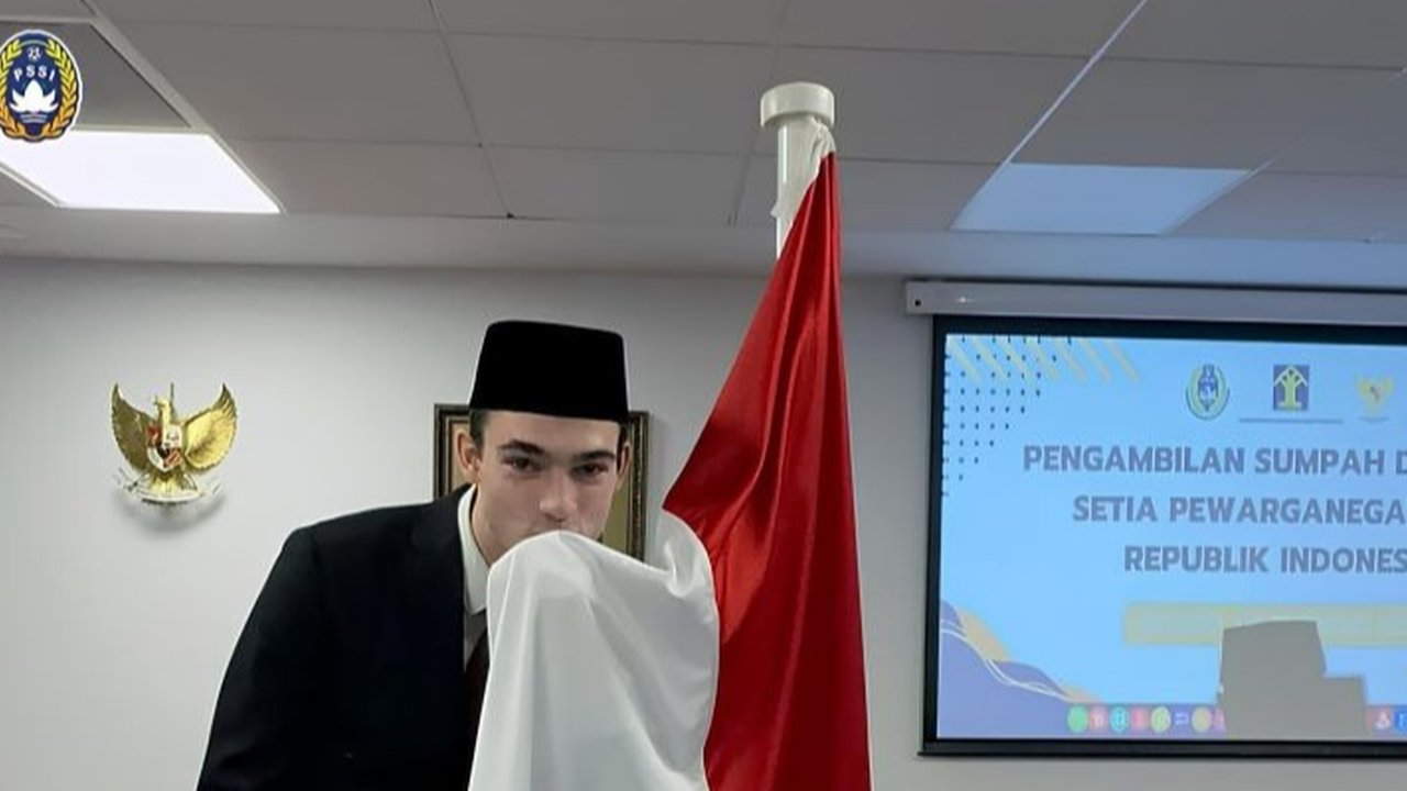 Ole Romeny dan 2 Pemain Keturunan Resmi Jadi WNI di London, Sudah Ditunggu Timnas Indonesia