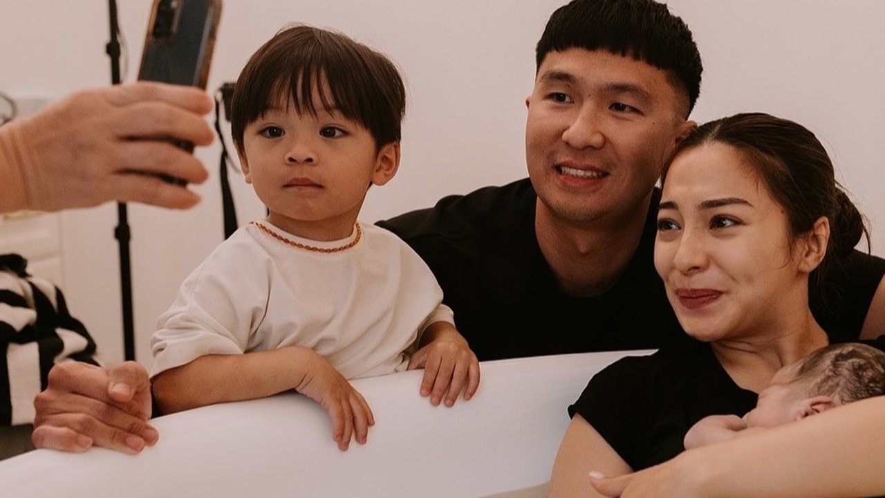 Tanggapan Pertama Nikita Willy saat Lihat Anak Keduanya Lahir: Alhamdulillah Kalau yang Sekarang Agak Mirip Aku