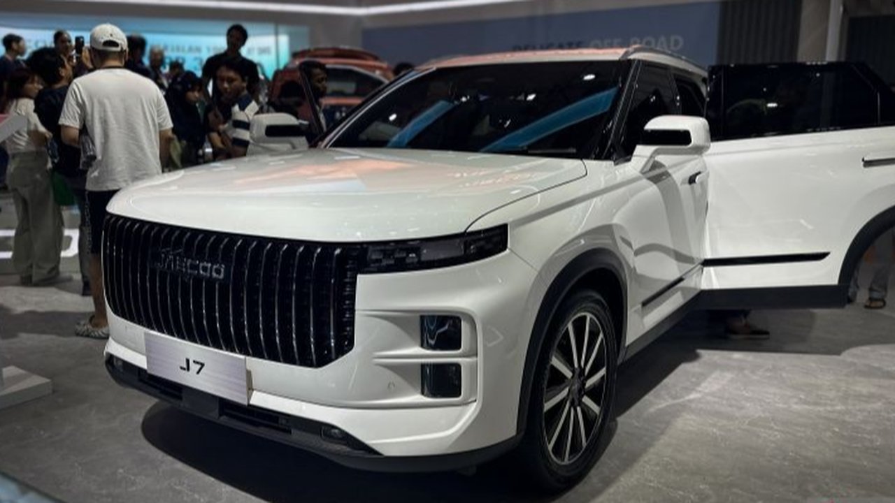 Perjalanan Jakarta-Bali, Jaecoo J7 SHS cuma Sekali Full Tank?