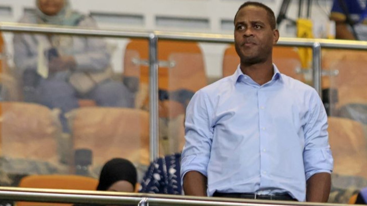 Pelatih Timnas Indonesia, Patrick Kluivert, beserta stafnya mengunjungi Dewa United Sports Center, menyaksikan latihan, dan bertemu dengan pelatih klub,  membangun potensi sinergi antara Timnas dan klub Liga 1.