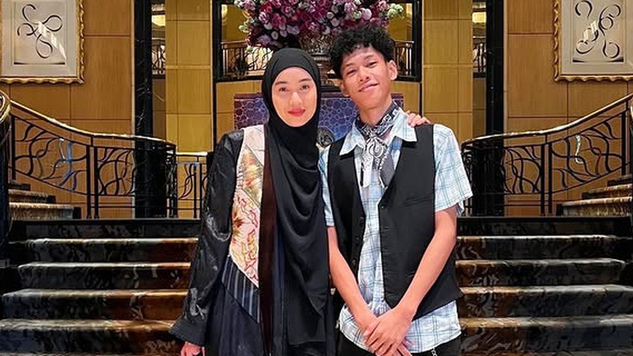 7 Potret Mikala Saka Anak Selfi Nafilah dengan Iwa K, Ikuti Jejak Karir Sang Ayah Jadi Rapper - Kini Sudah Remaja
