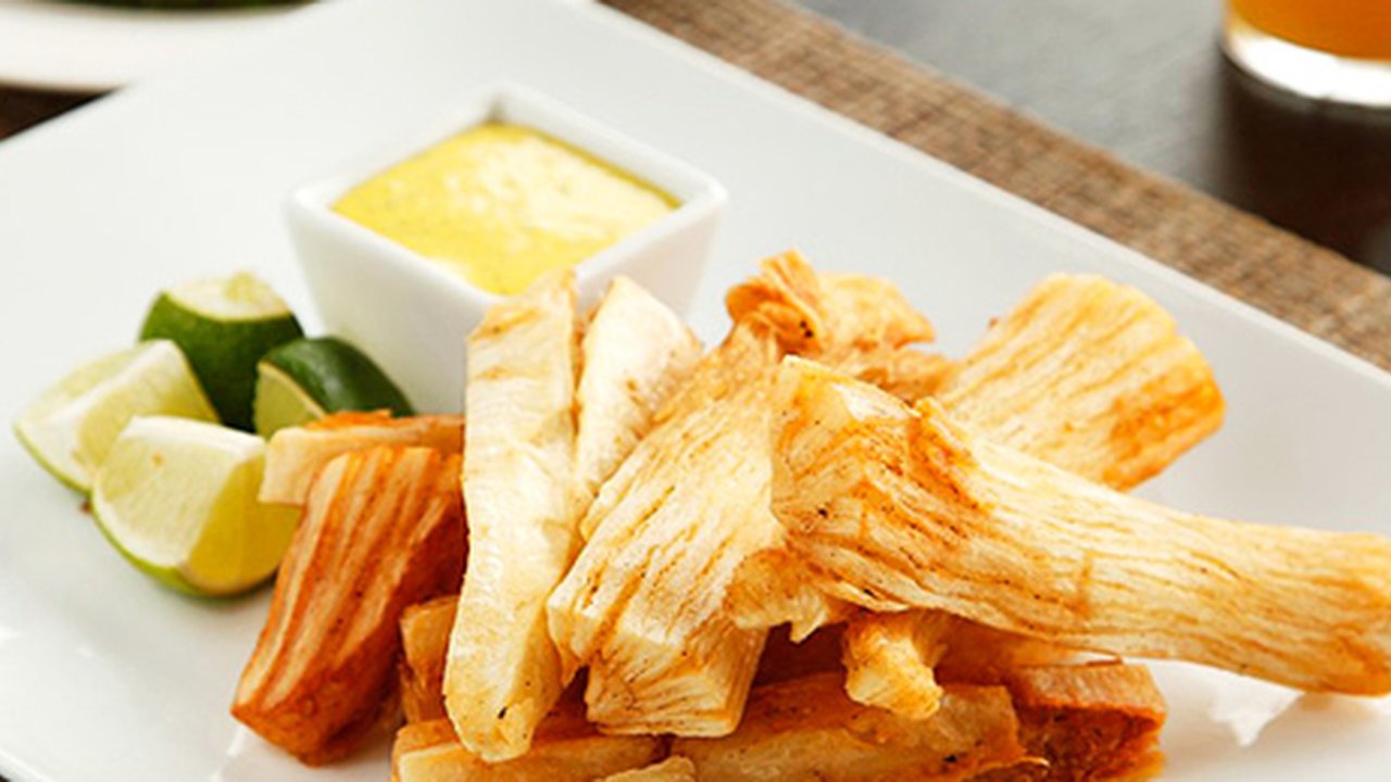 Ilustrasi Singkong Goreng Credit: freepik.com