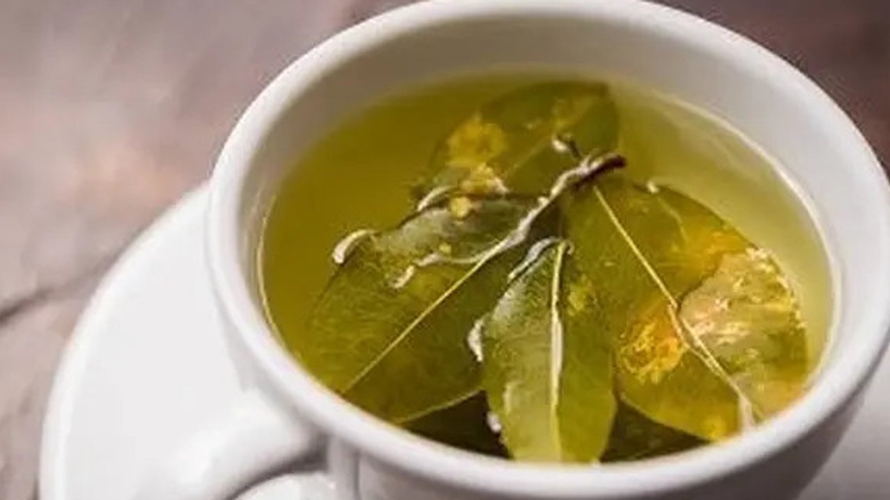 Ilustrasi Teh Rebusan Daun Salam (Foto: iStock)