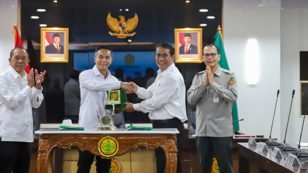 Teken MoU, Mentan Amran Siap Libatkan Kadin untuk Kejar Swasembada Pangan