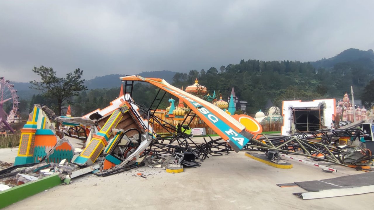 Tempat wisata Hibisc Fantasy yang dikelola PT Jaswita, BUMD milik Pemprov Jawa Barat. (dok. Liputan6.com/Dinny Mutiah)