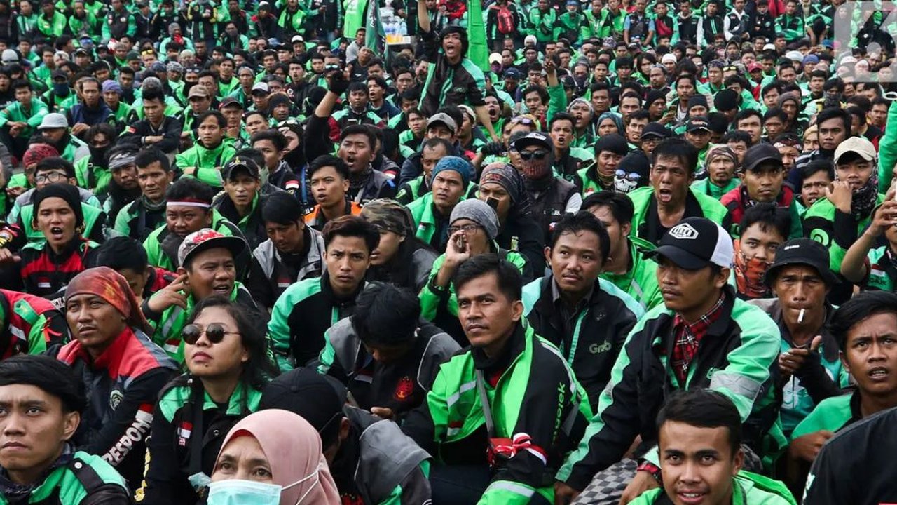 Massa Ojol Tuntut Soal THR, Gelar Aksi Demo di Kantor Kementerian Ketenagakerjaan