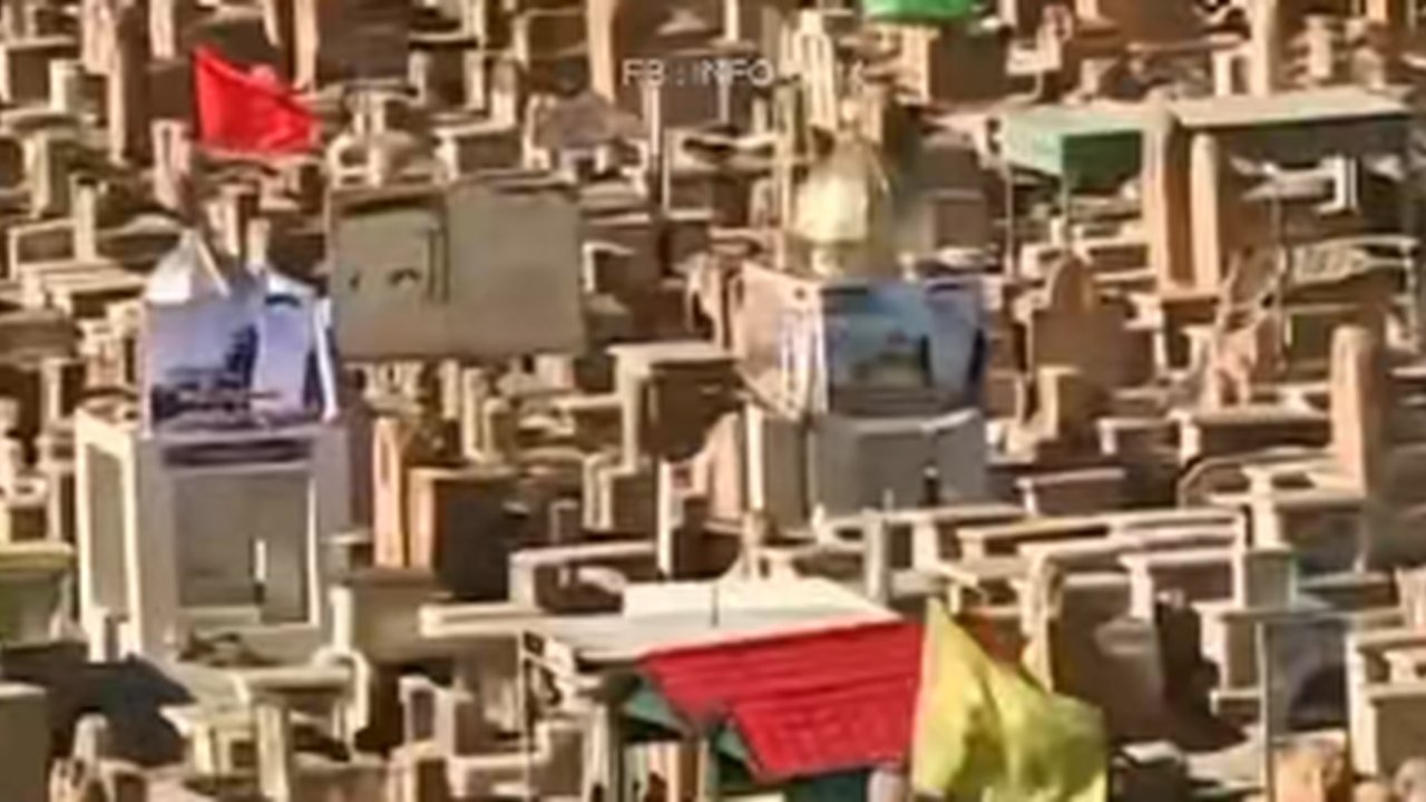 Kompleks Pemakaman Terbesar di Dunia