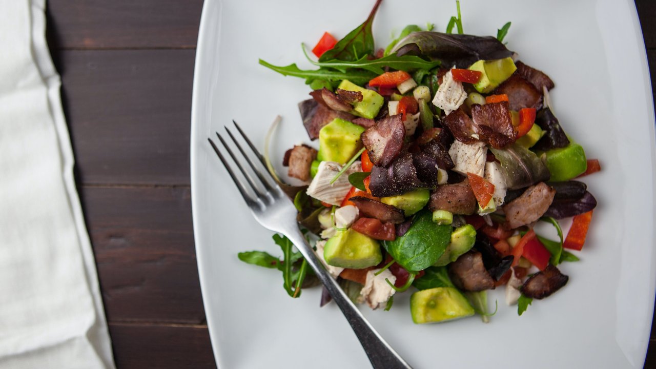 Ternyata makanan sangatlah berpengaruh pada pre-workout maupun post-workout. (Foto: Pexels.com/Foodie Factor)