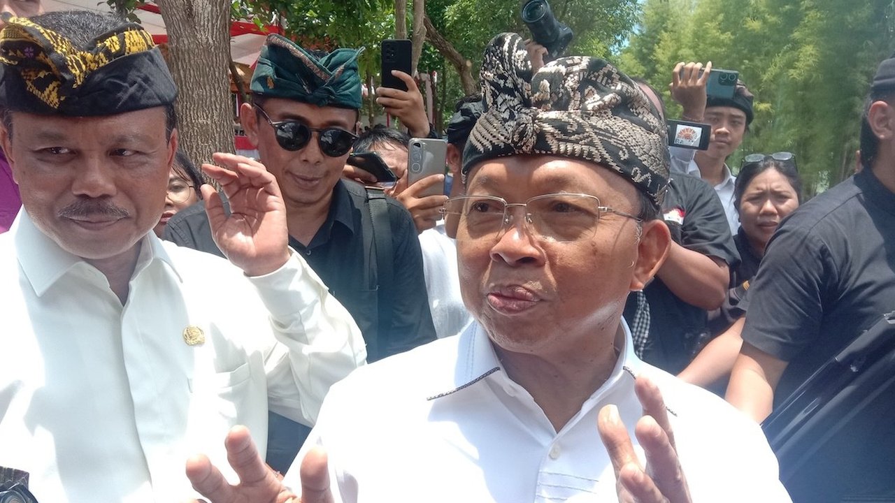 Warga Lokal Makin Terjajah, Gubernur Koster Wajibkan Ojol dan Taksi Online Ber-KTP Bali