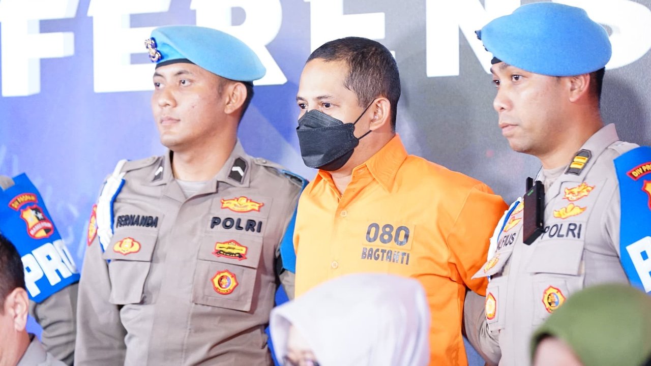 Kasus Pencabulan dan Narkoba Eks Kapolres Ngada AKBP Fajar akan Dilimpahkan ke Polda NTT