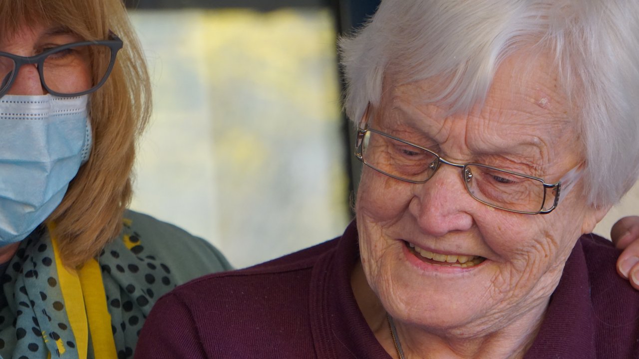 Vaksin booster menjadi syarat wajib untuk perjalanan jelang Nataru.Vaksin booster menjadi syarat wajib untuk perjalanan jelang Nataru. (unsplash.com/Georg Arthur Pflueger)