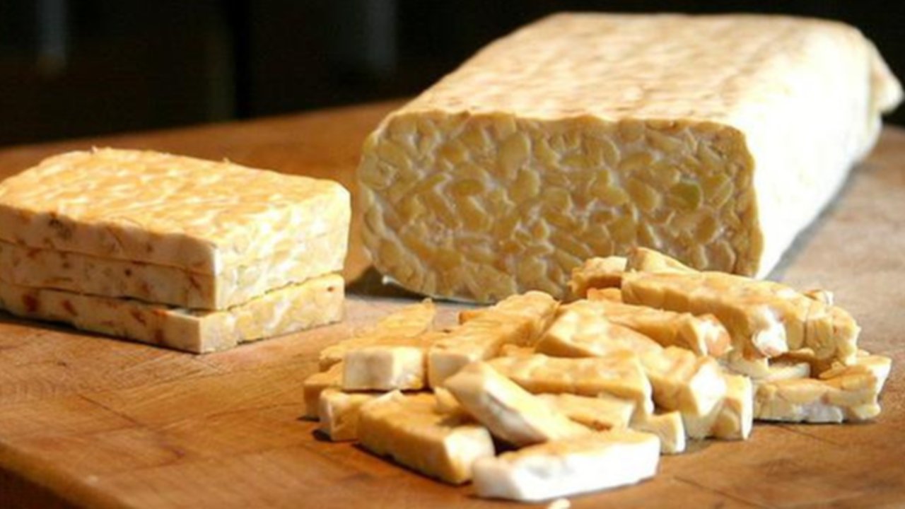 ilustrasi tempe merupakan makanan yang bisa membantu menjaga sistem kekebalan tubuh/pexels