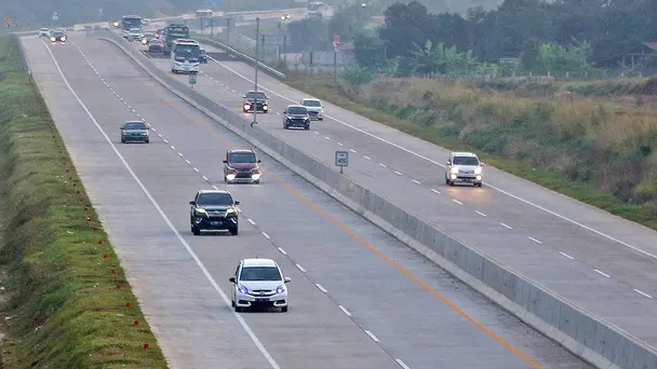 INFOGRAFIS: Lokasi Sistem One Way Tol Trans Jawa saat Mudik Lebaran 2025