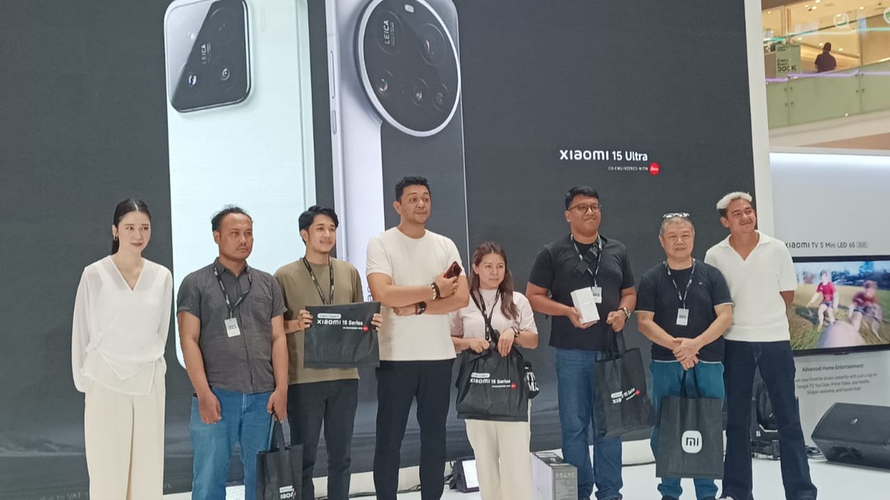 Penjualan Perdana Xiaomi 15 Sukses