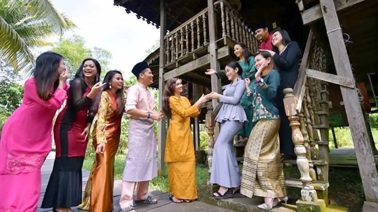 Ilustrasi Outfit Lebaran