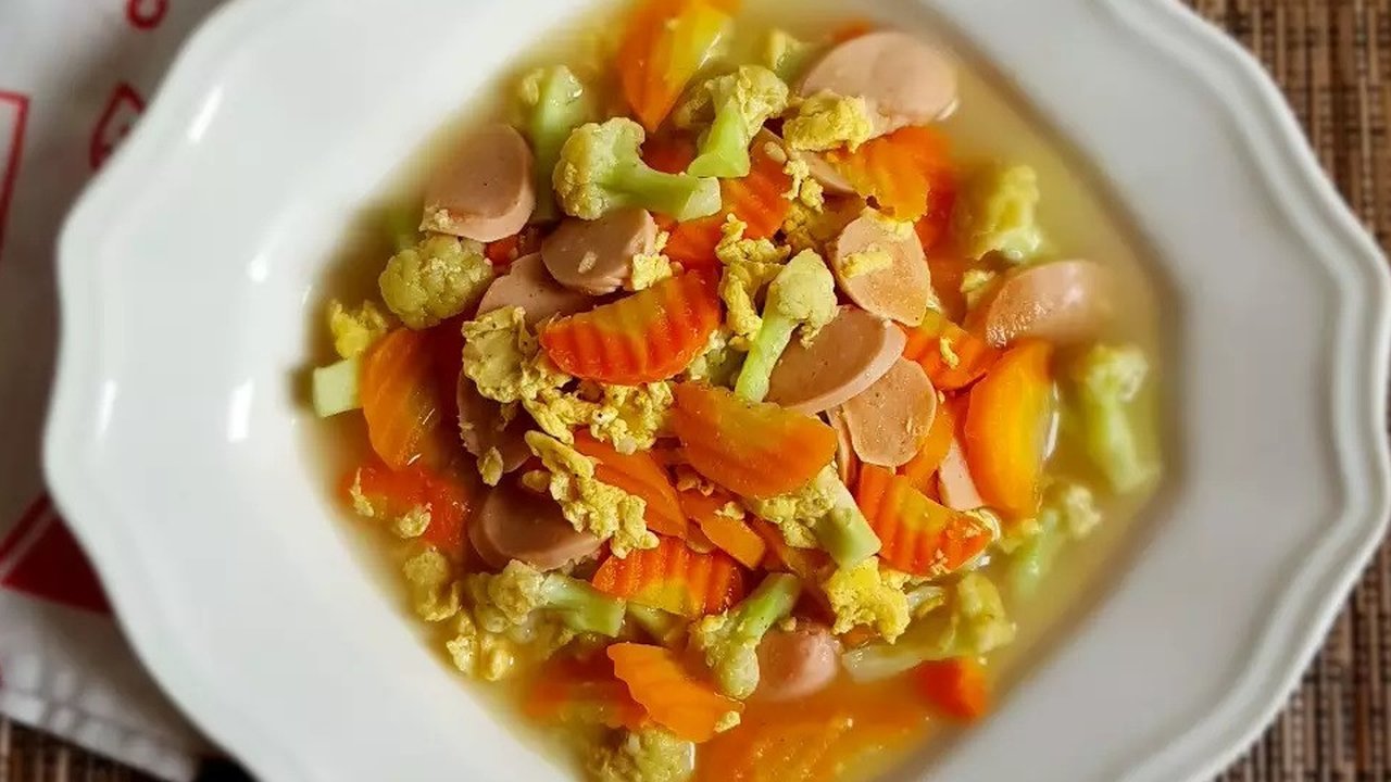 Resep capcay kuah telur untuk jadi menu sahur puasa Ramadan. (dok. Cookpad @dapur_eL)