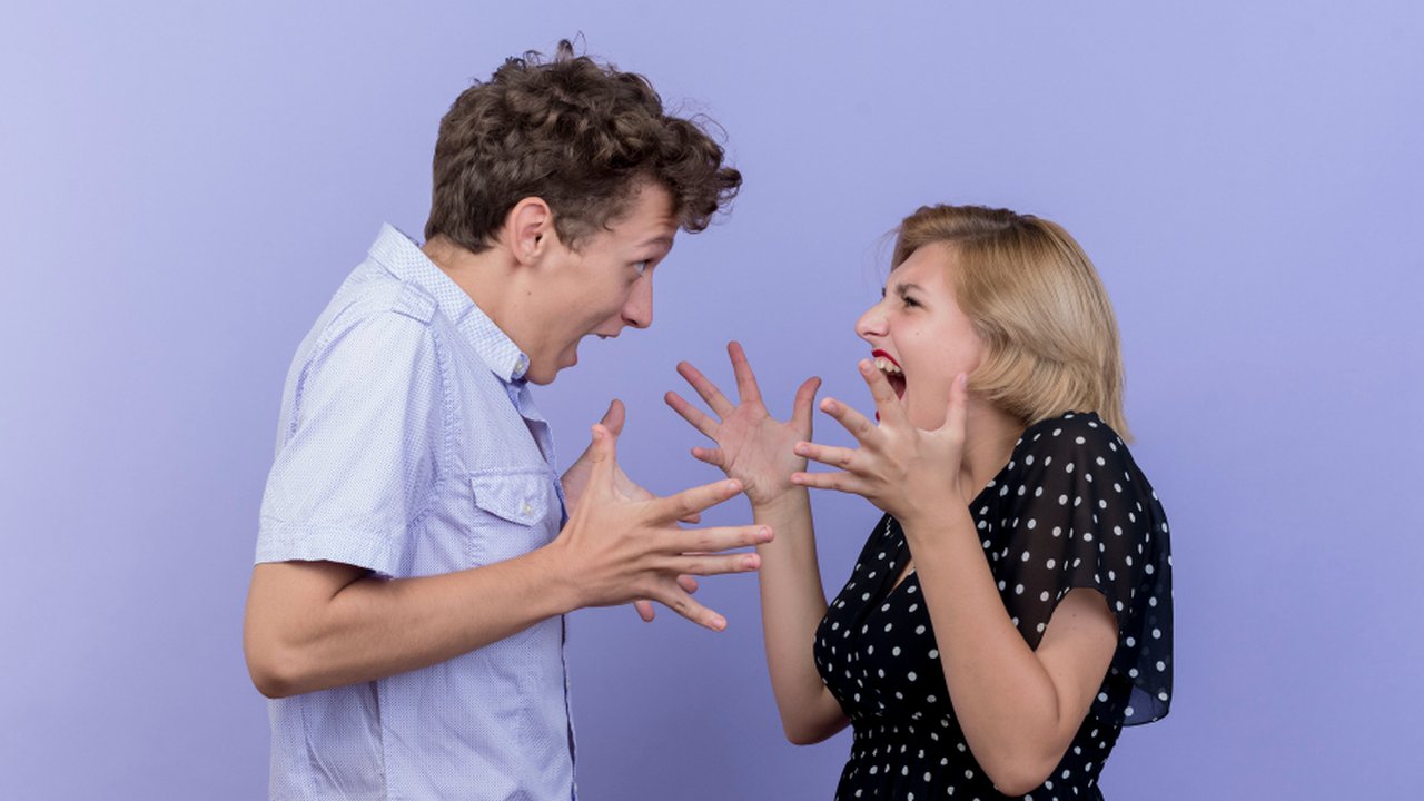 Survei: Pasangan Suami Istri Bertengkar Soal Uang 58 Kali Setahun, Ini Penyebabnya