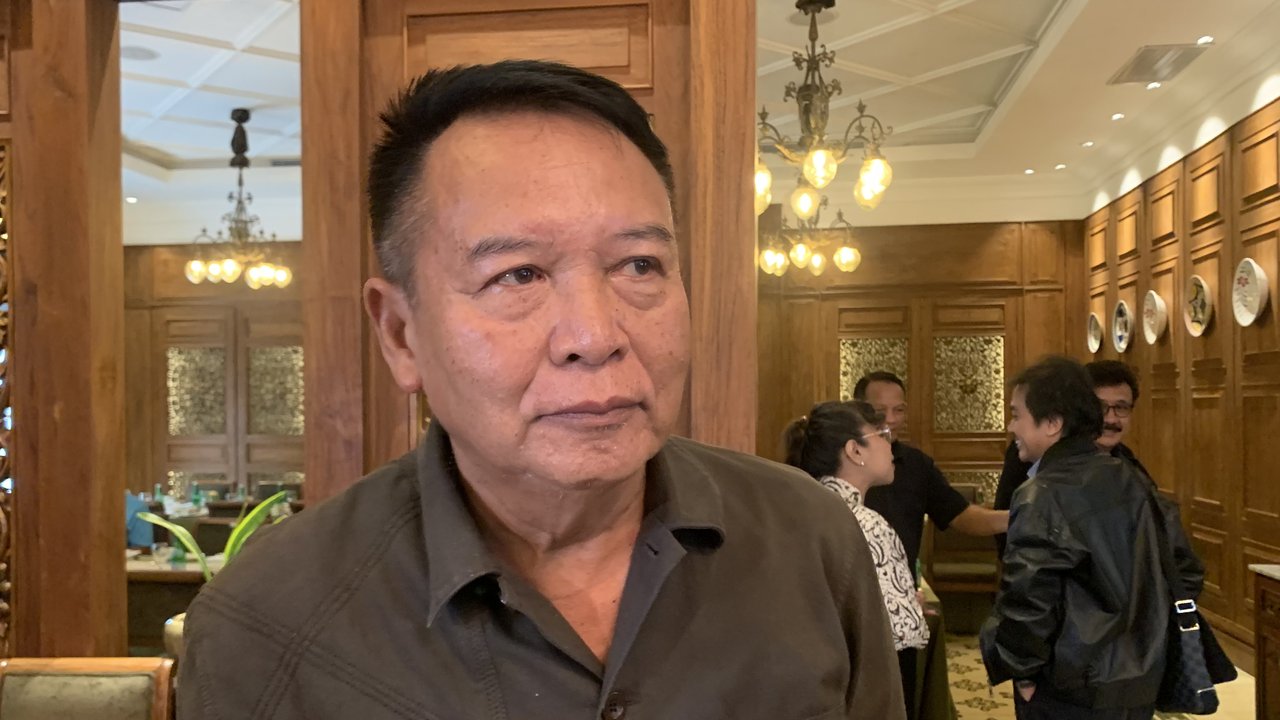 Politikus PDIP TB Hasanuddin mengingatkan Prabowo diberhentikan sebagai anggota TNI lewat Keputusan Presiden atau Keppres Presiden BJ Habibie. (Liputan6.com/Delvira Hutabarat)