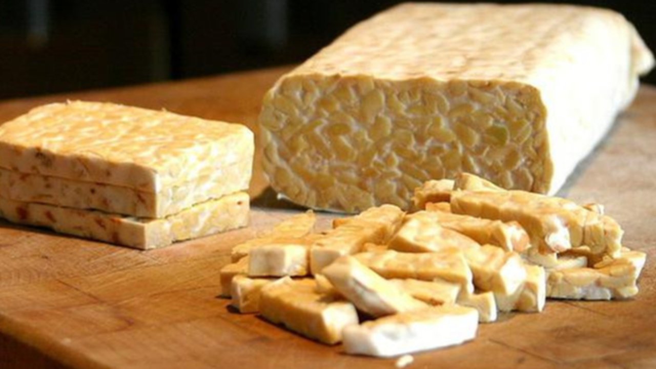 ilustrasi tempe merupakan makanan yang bisa membantu menjaga sistem kekebalan tubuh/pexels