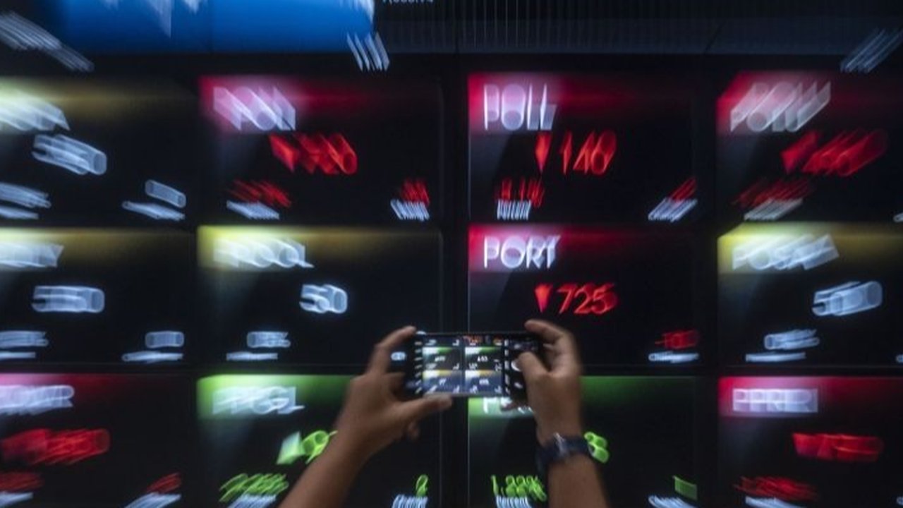 Poin-Poin Penting IHSG Terjun Bebas Hingga Dihentikan Sementara