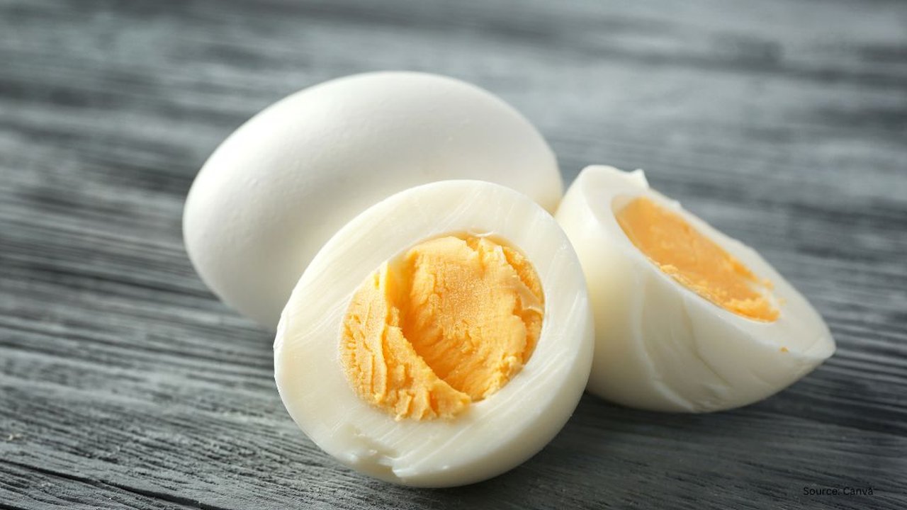 Ingin Kuning Telur Tepat di Tengah? Coba Cara Merebus Telur Ini