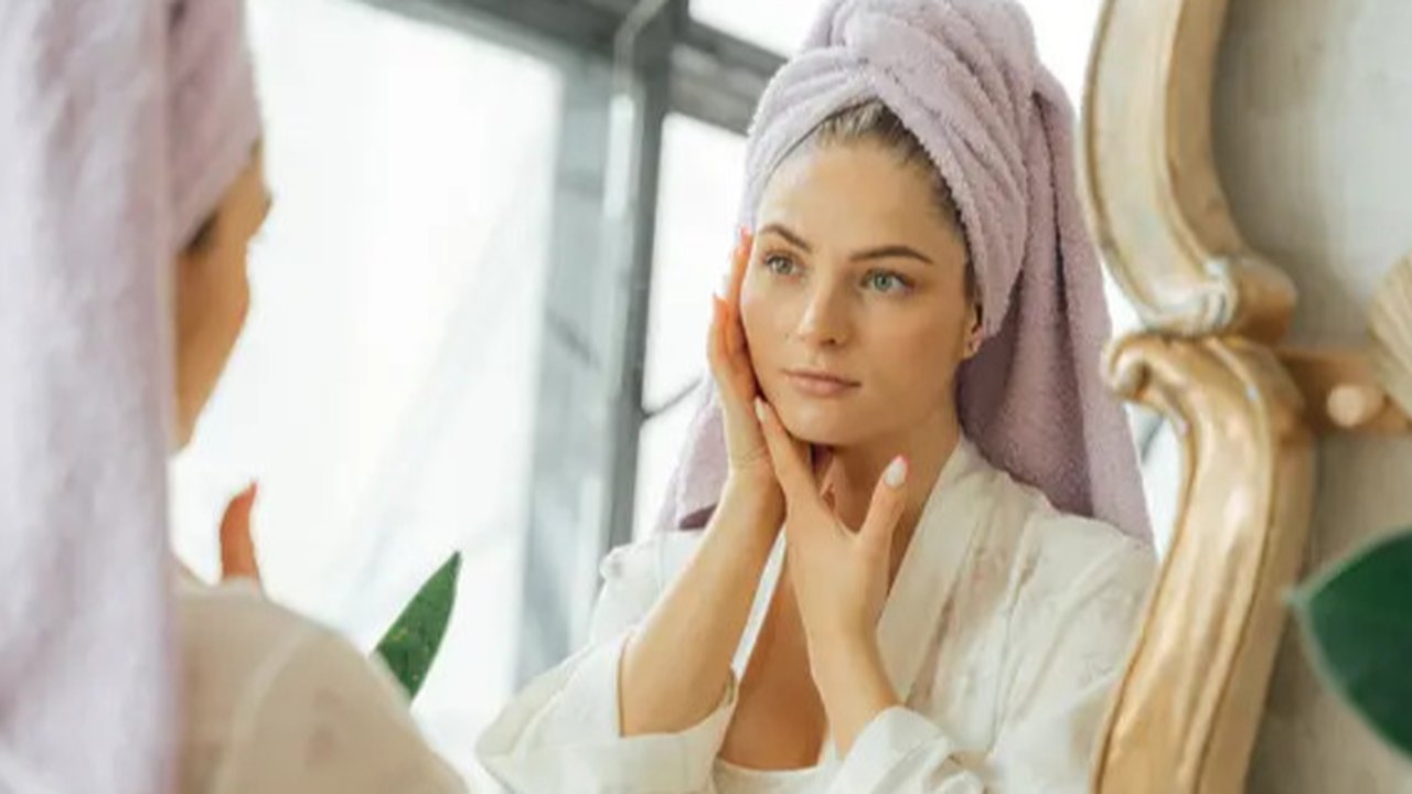 Ilustrasi Wajah Cerah dan Terawat Credit: pexels.com/Xinlee